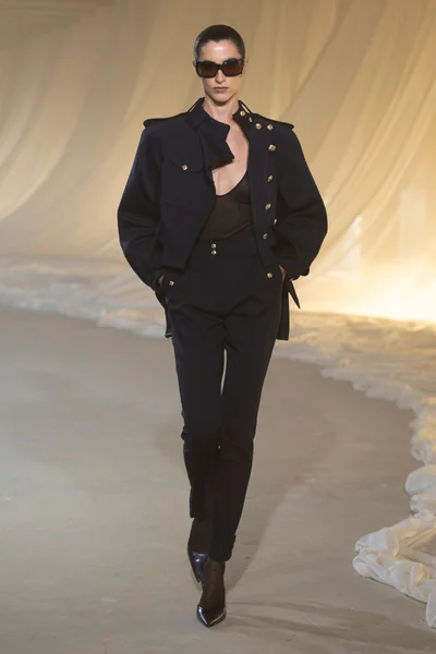 Look 22